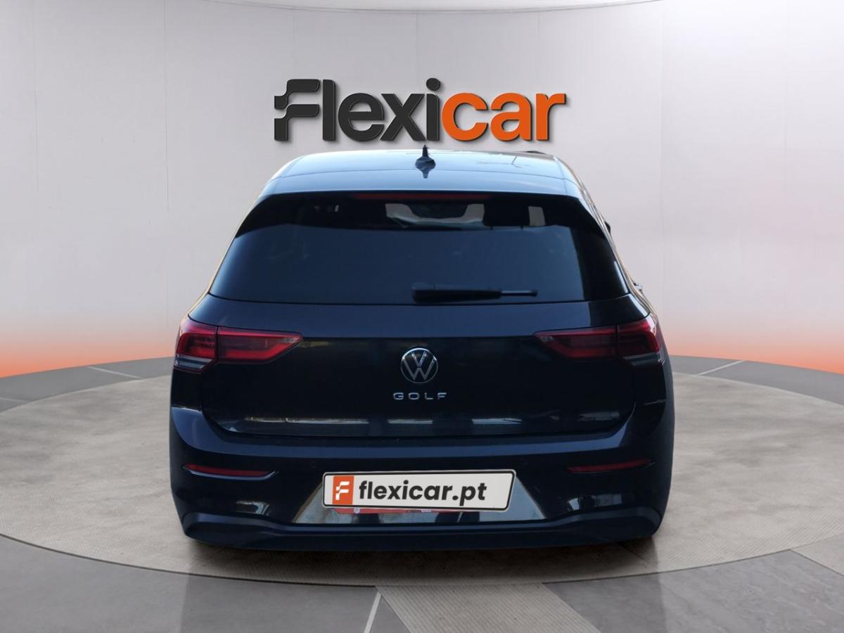 volkswagen-golf-2023-gasolina-999cc