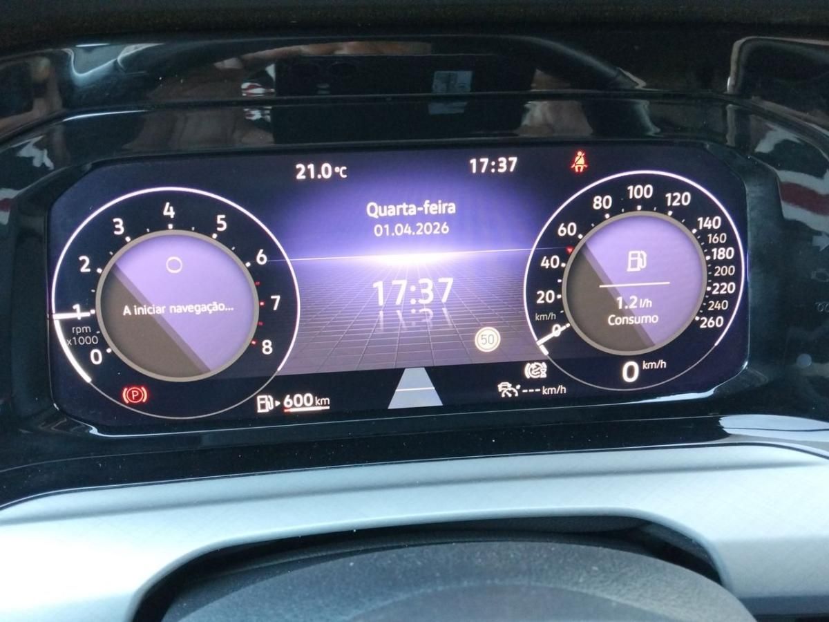 volkswagen-golf-2023-gasolina-999cc