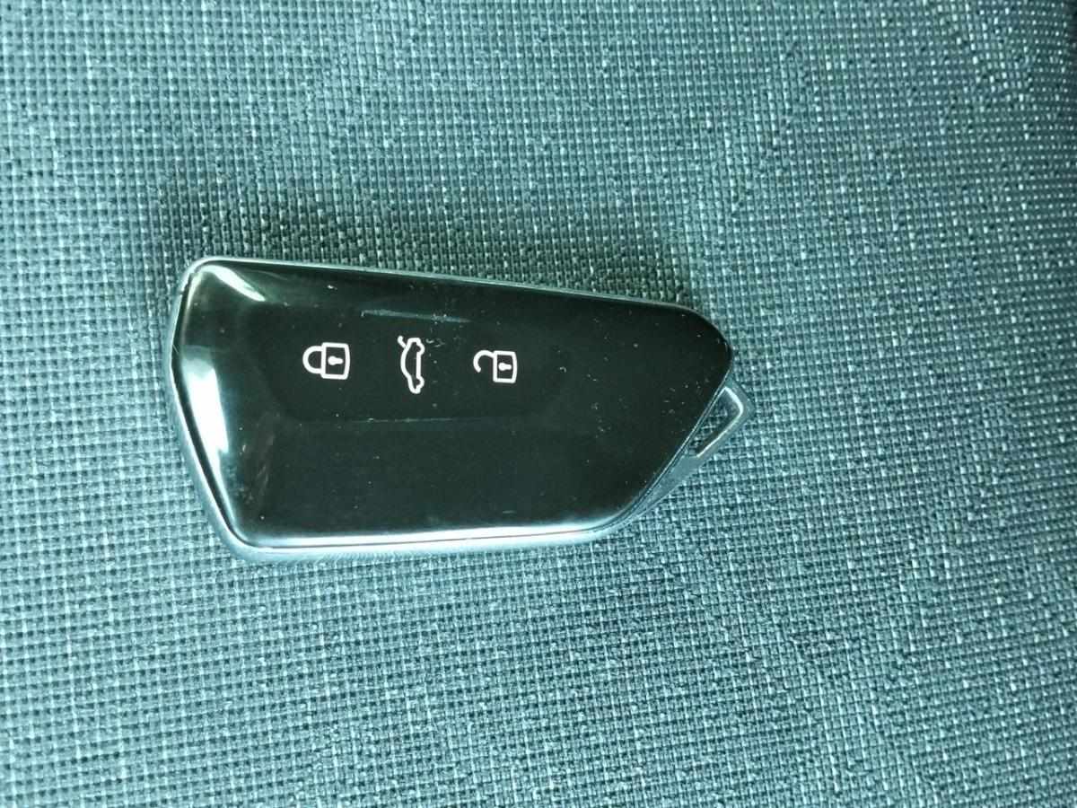 volkswagen-golf-2023-gasolina-999cc