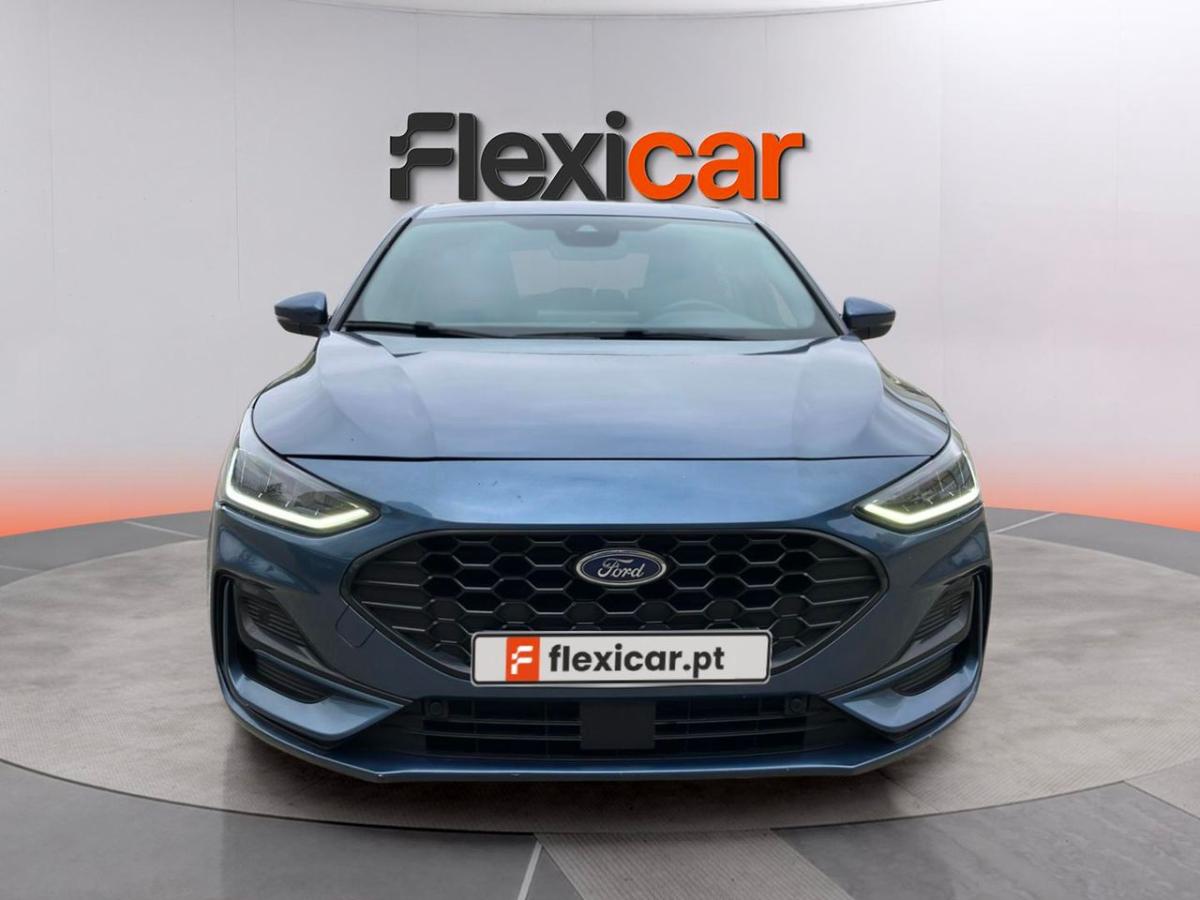 ford-focus-2023-hibrido-a-gasolina-998cc