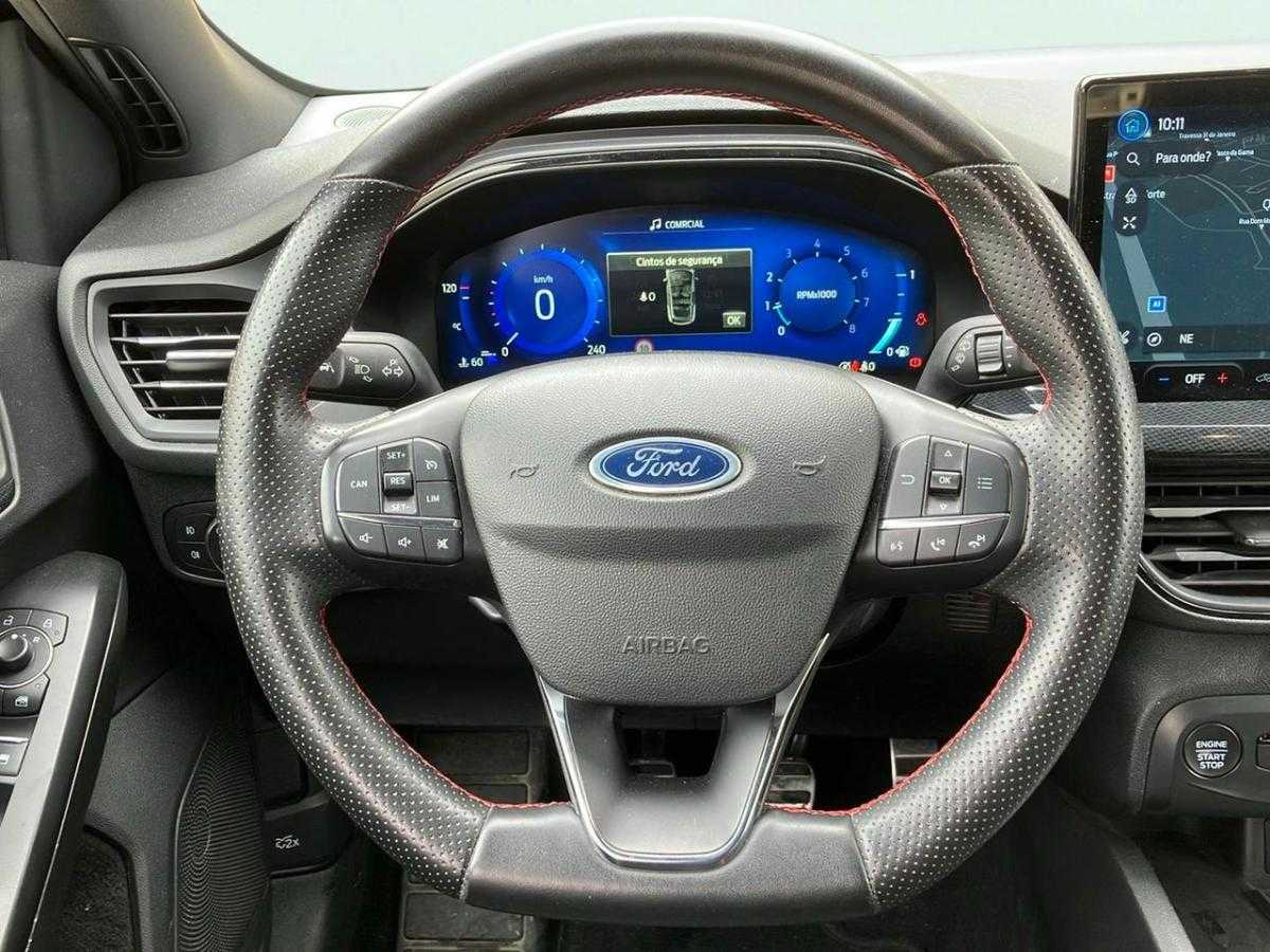 ford-focus-2023-hibrido-a-gasolina-998cc