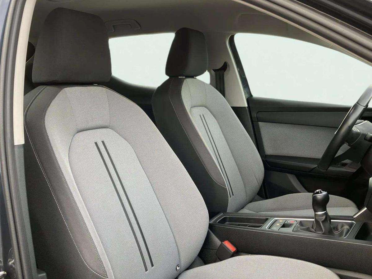 seat-leon-2023-diesel-1968cc