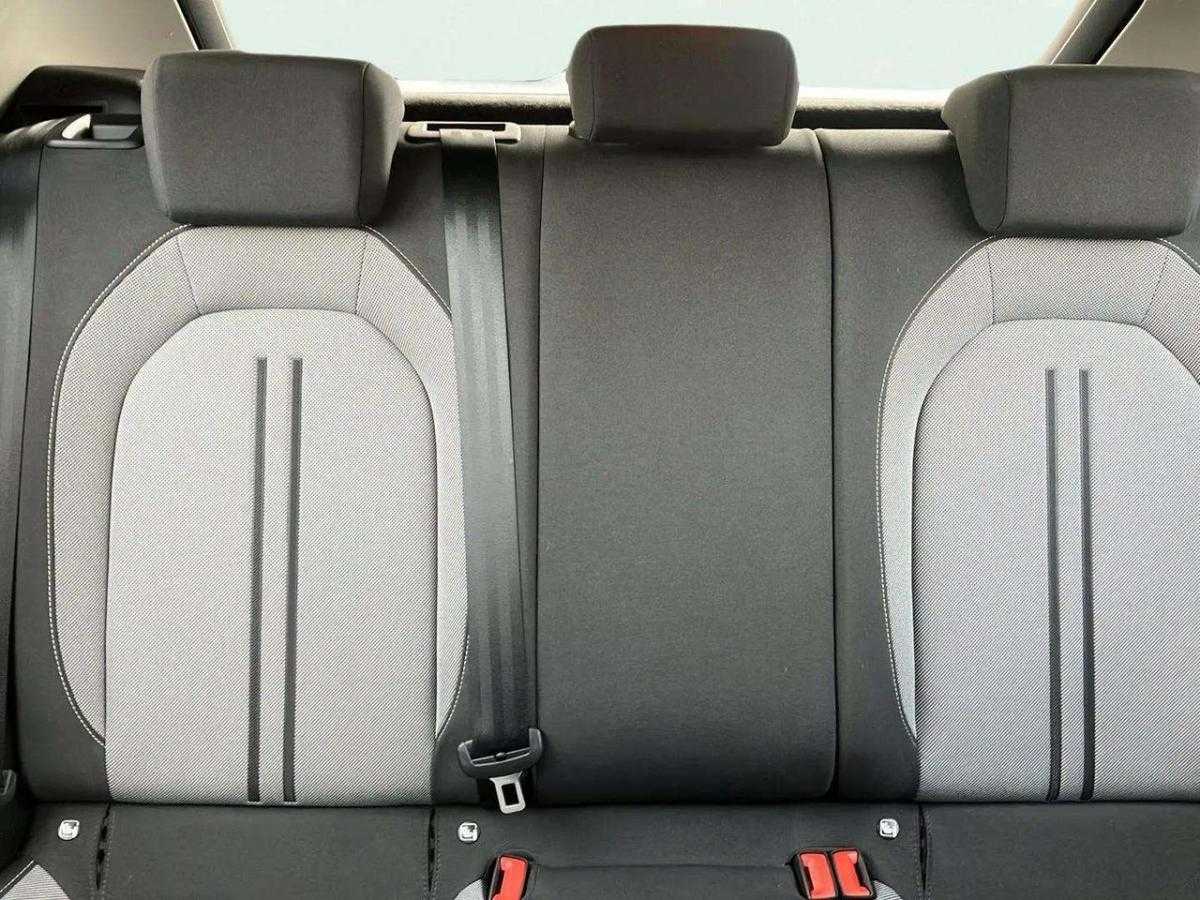 seat-leon-2023-diesel-1968cc
