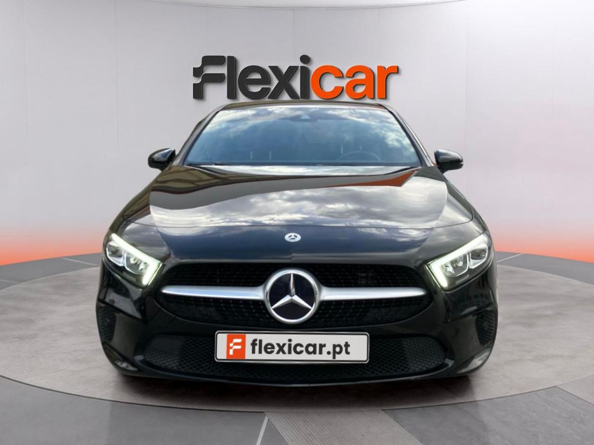mercedes-benz-classe-a-2022-hibrido-a-gasolina-1332cc