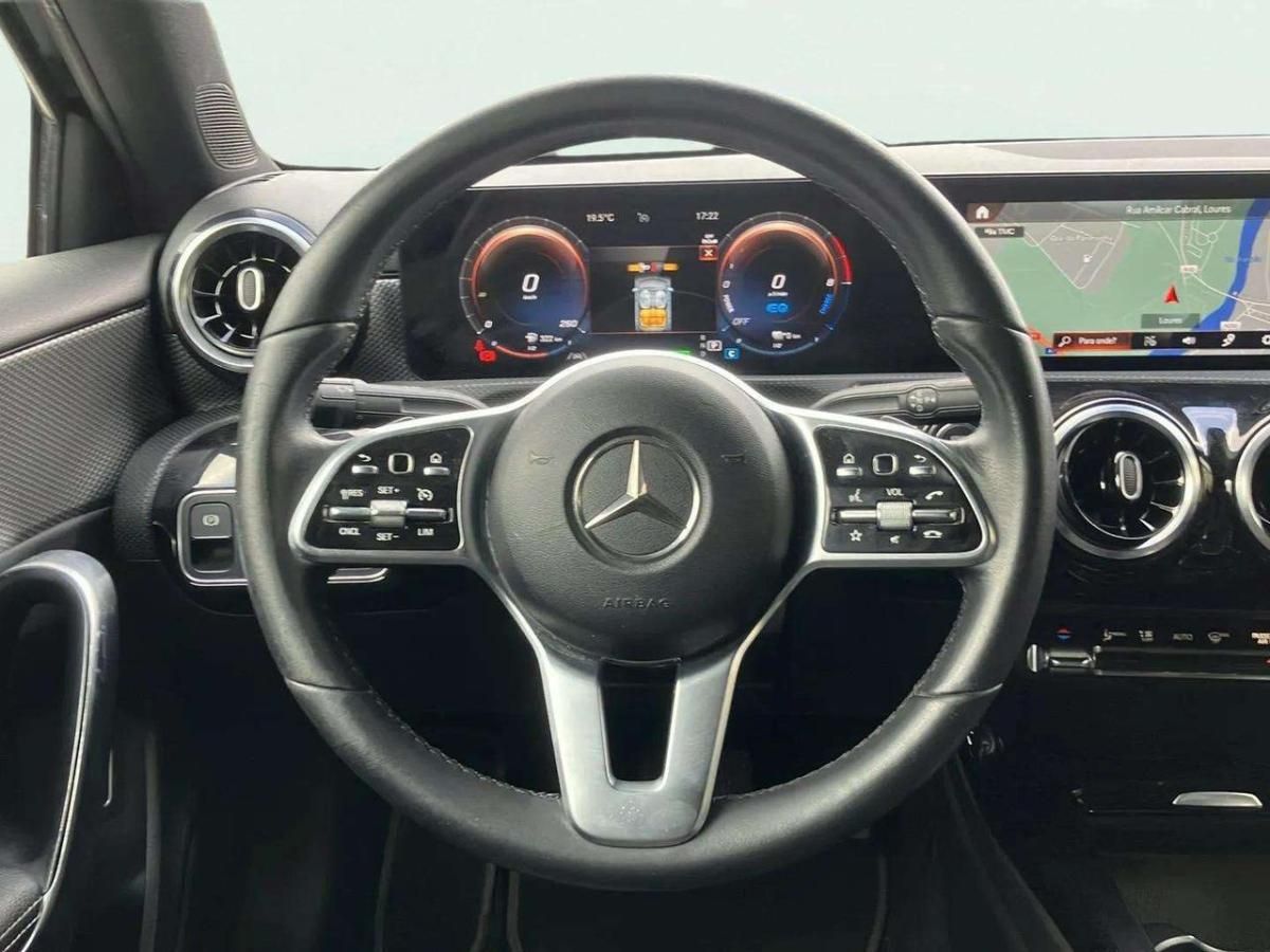 mercedes-benz-classe-a-2022-hibrido-a-gasolina-1332cc