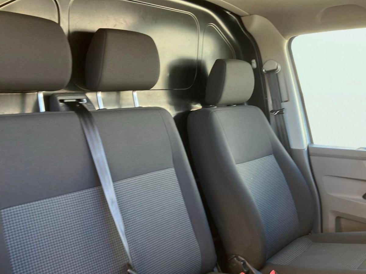 volkswagen-transporter-2021-diesel-1996cc