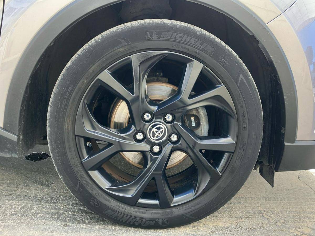 toyota-c-hr-2018-hibrido-a-gasolina-1798cc
