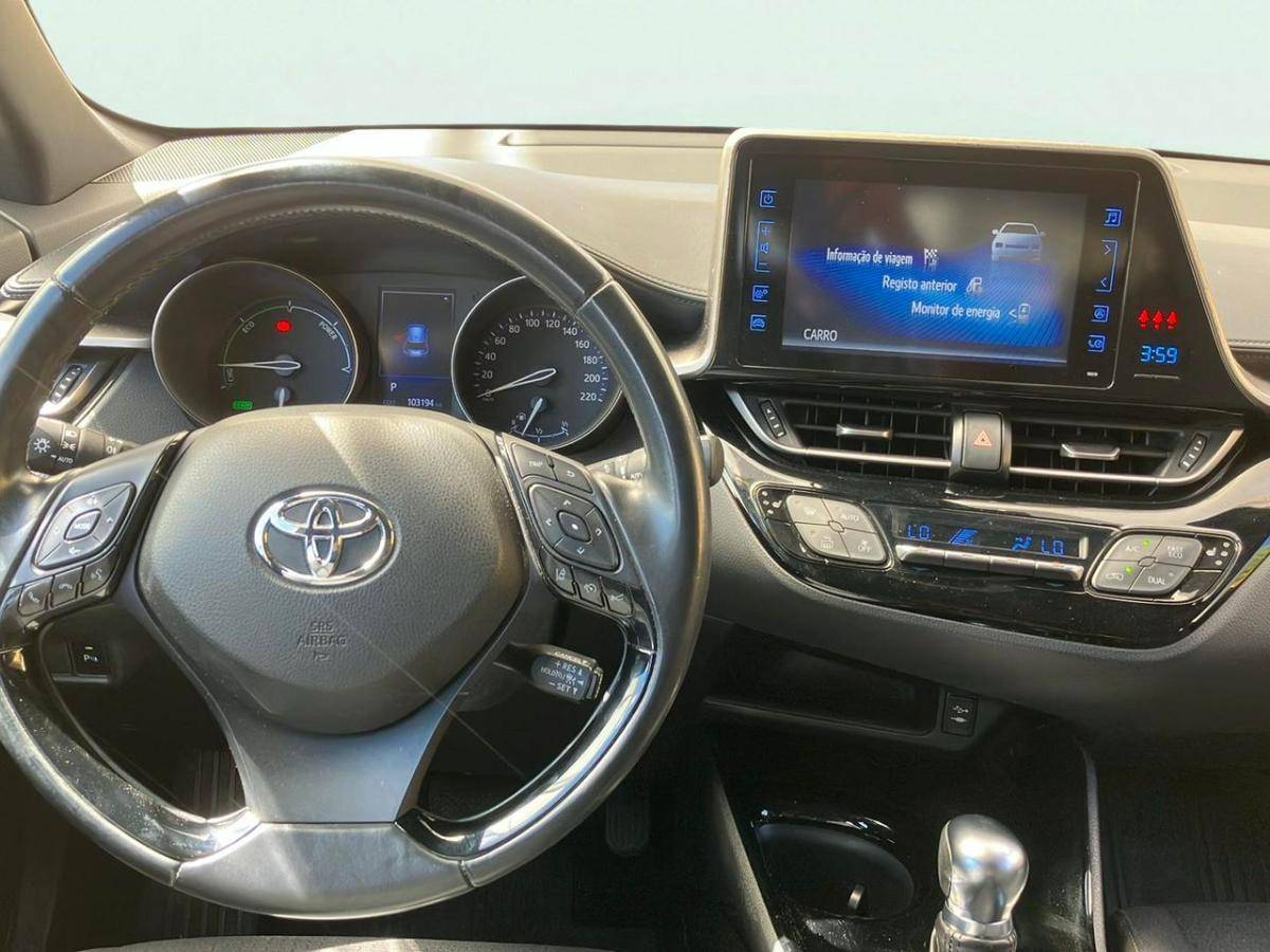 toyota-c-hr-2018-hibrido-a-gasolina-1798cc