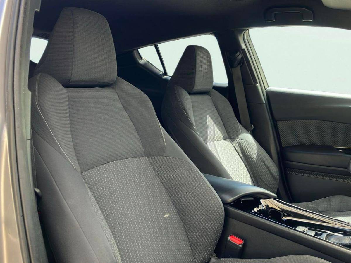 toyota-c-hr-2018-hibrido-a-gasolina-1798cc