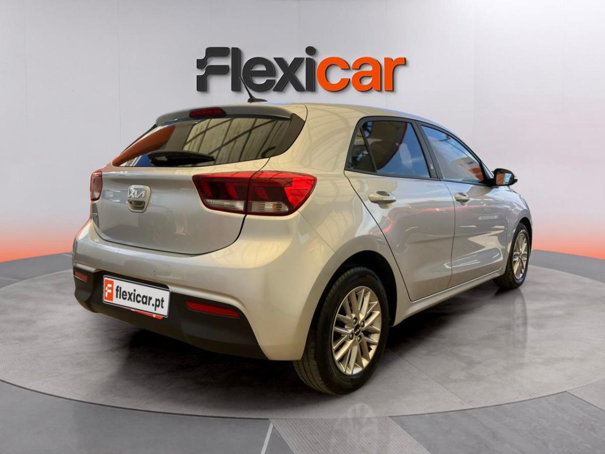 kia-rio-2022-gasolina-998cc