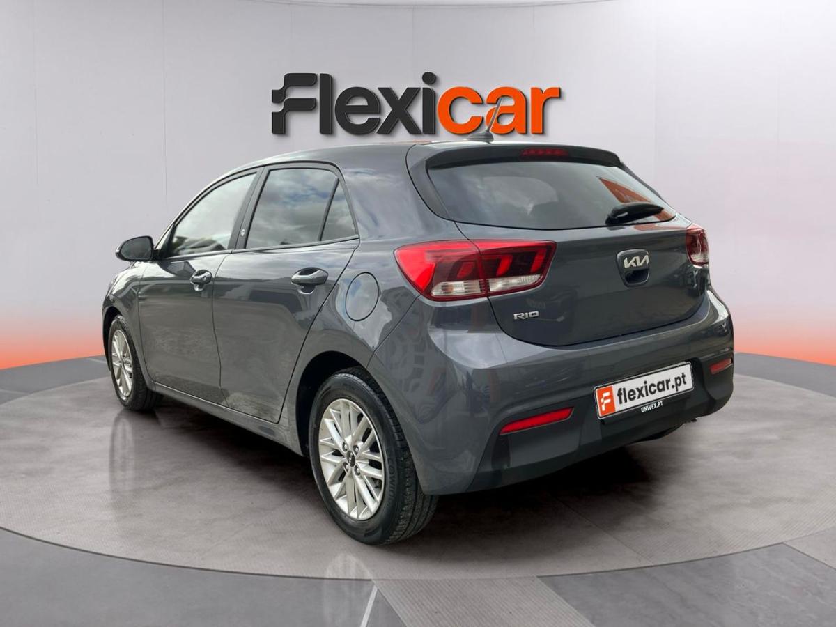 kia-rio-2022-gasolina-998cc