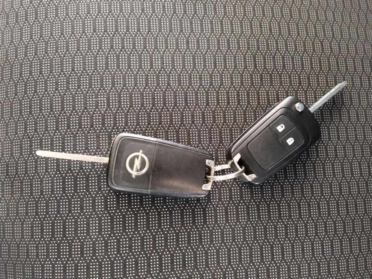 opel-corsa-2017-gpl-1398cc