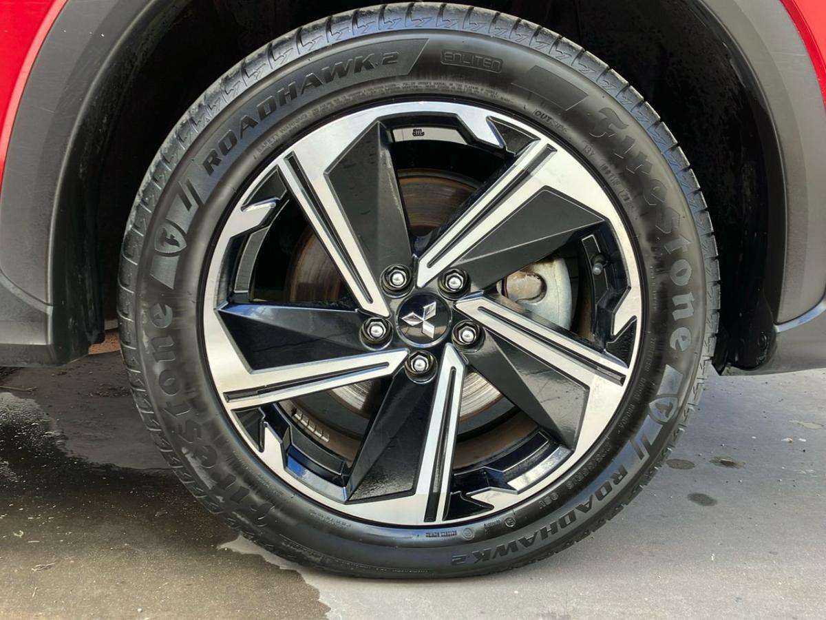 mitsubishi-eclipse-cross-2022-hibrido-a-gasolina-2360cc