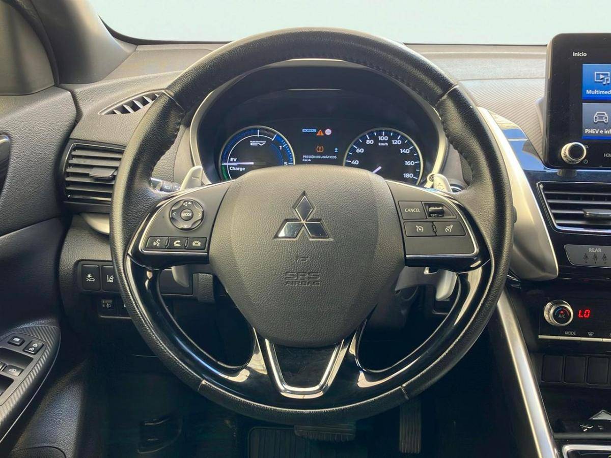 mitsubishi-eclipse-cross-2022-hibrido-a-gasolina-2360cc