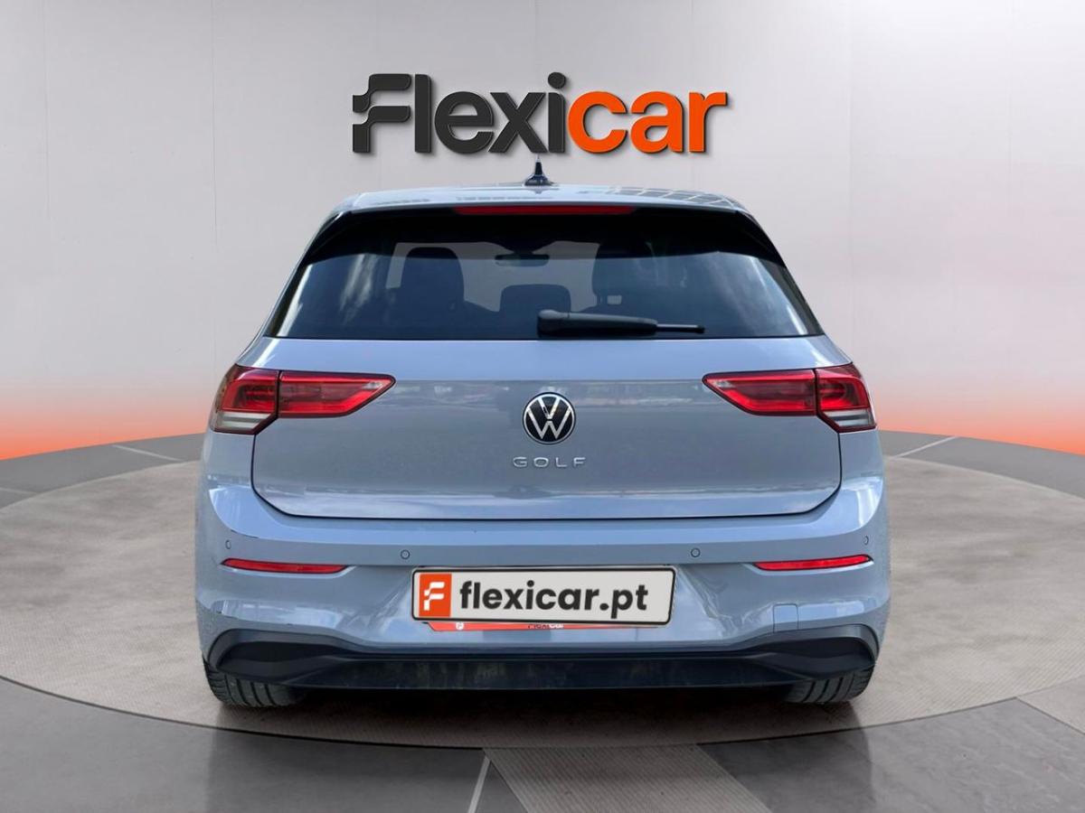 volkswagen-golf-2023-gasolina-999cc