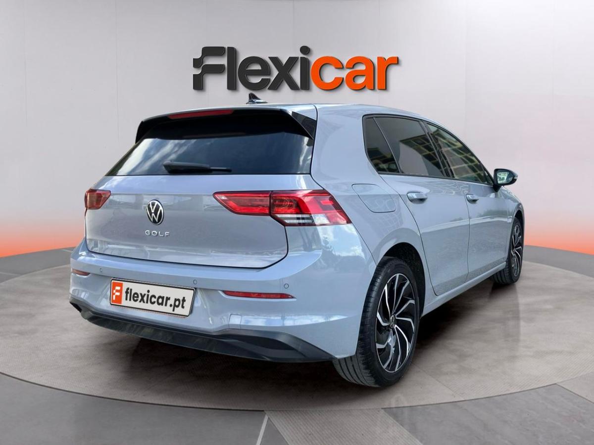 volkswagen-golf-2023-gasolina-999cc