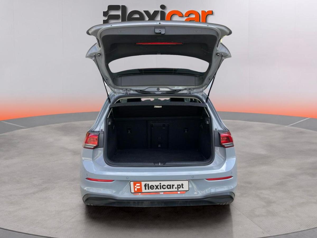 volkswagen-golf-2023-gasolina-999cc