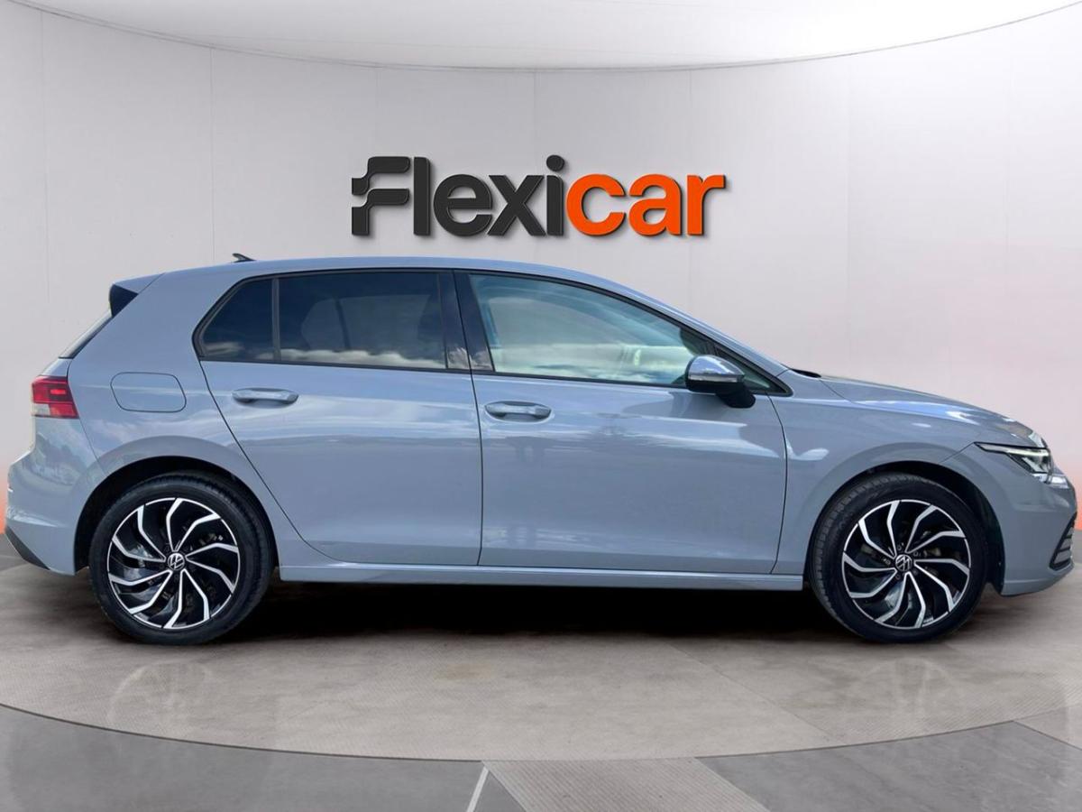 volkswagen-golf-2023-gasolina-999cc
