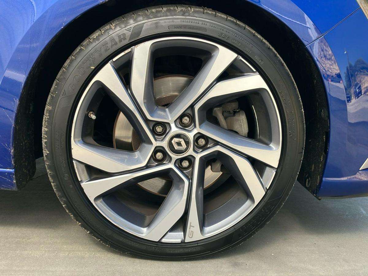 renault-megane-sport-tourer-2017-gasolina-1618cc