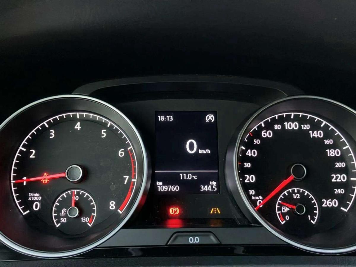 volkswagen-golf-2019-gasolina-999cc