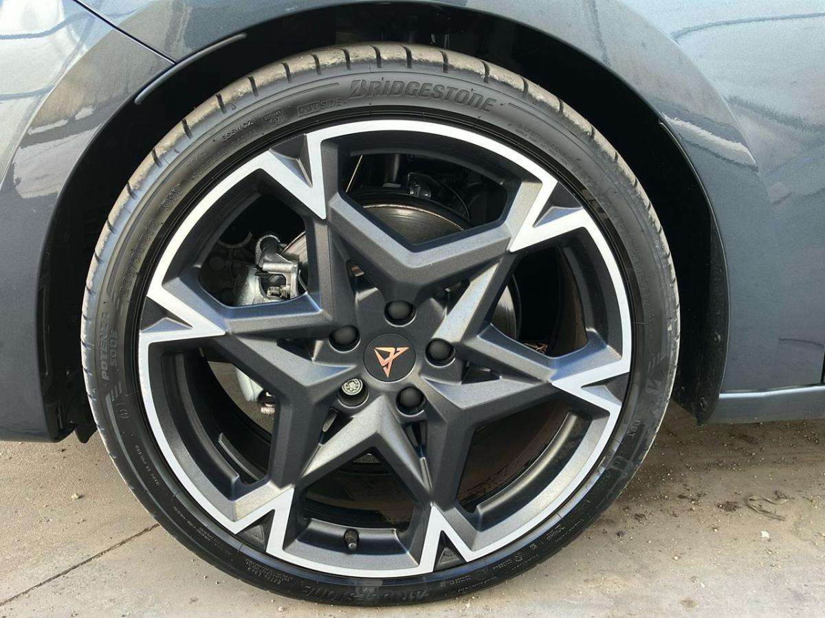 cupra-leon-2024-gasolina-1498cc