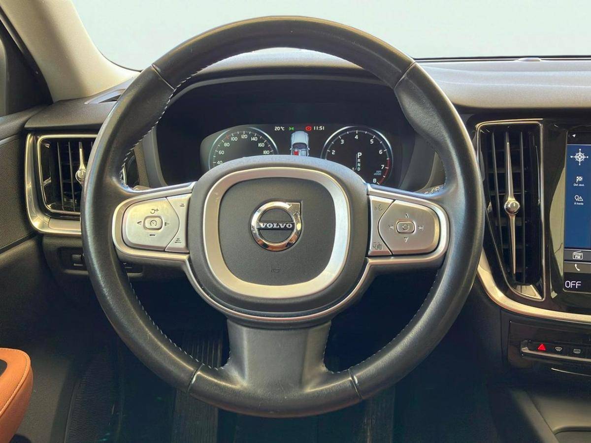 volvo-v60-2019-gasolina-1969cc