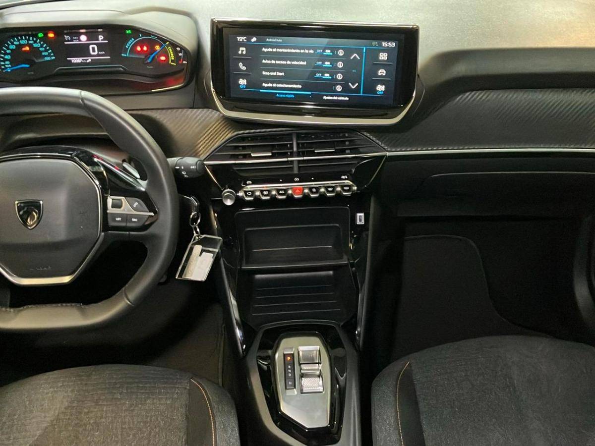 peugeot-208-2025-hibrido-a-gasolina-1199cc
