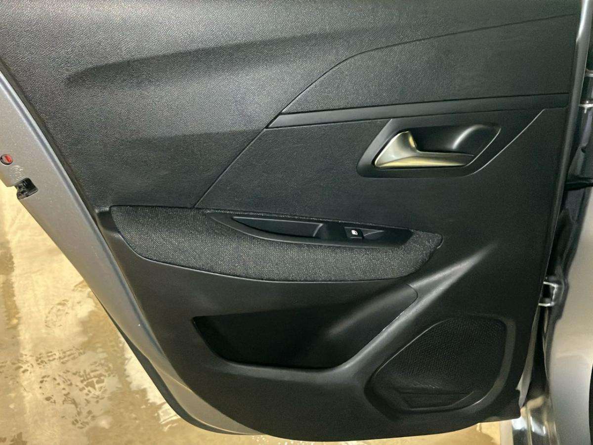 peugeot-208-2025-hibrido-a-gasolina-1199cc