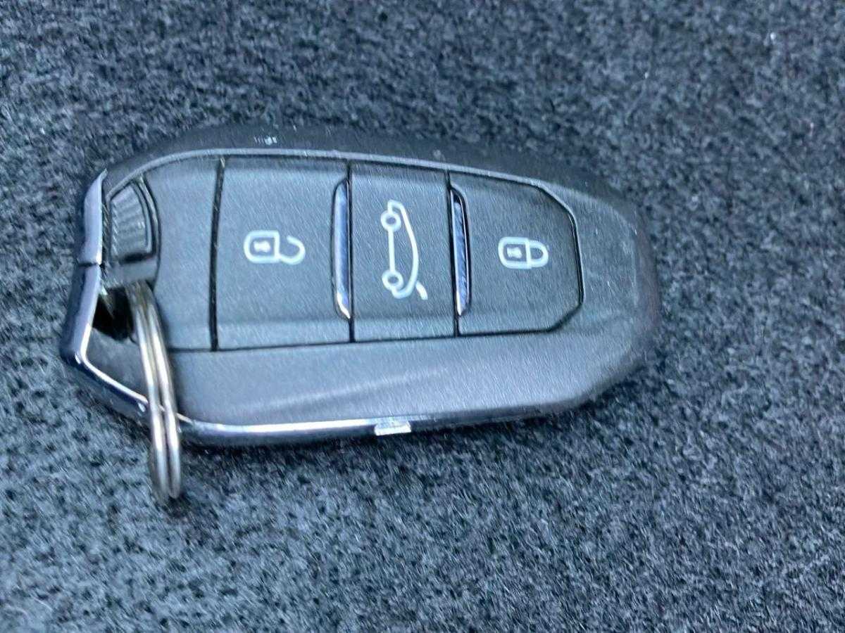 opel-astra-2025-gasolina-1199cc