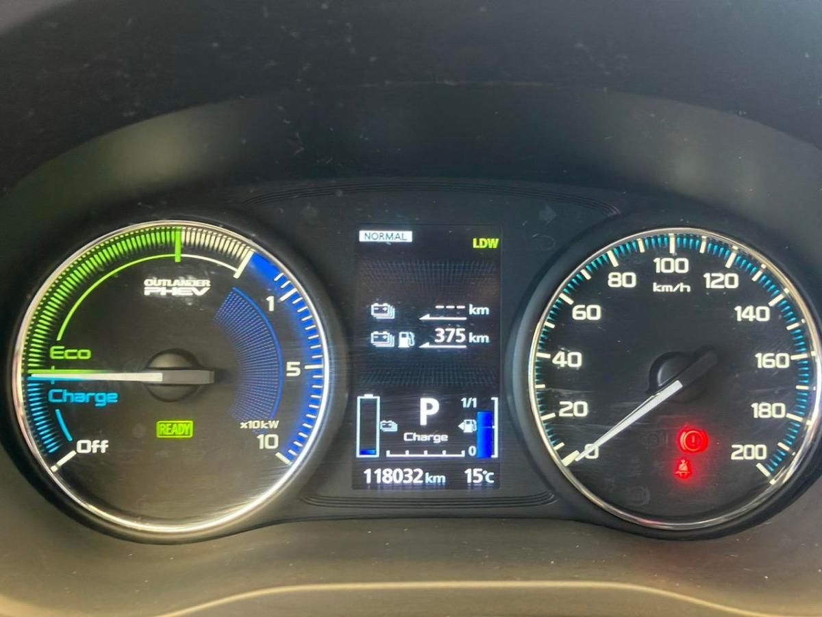 mitsubishi-outlander-2021-hibrido-a-gasolina-2360cc