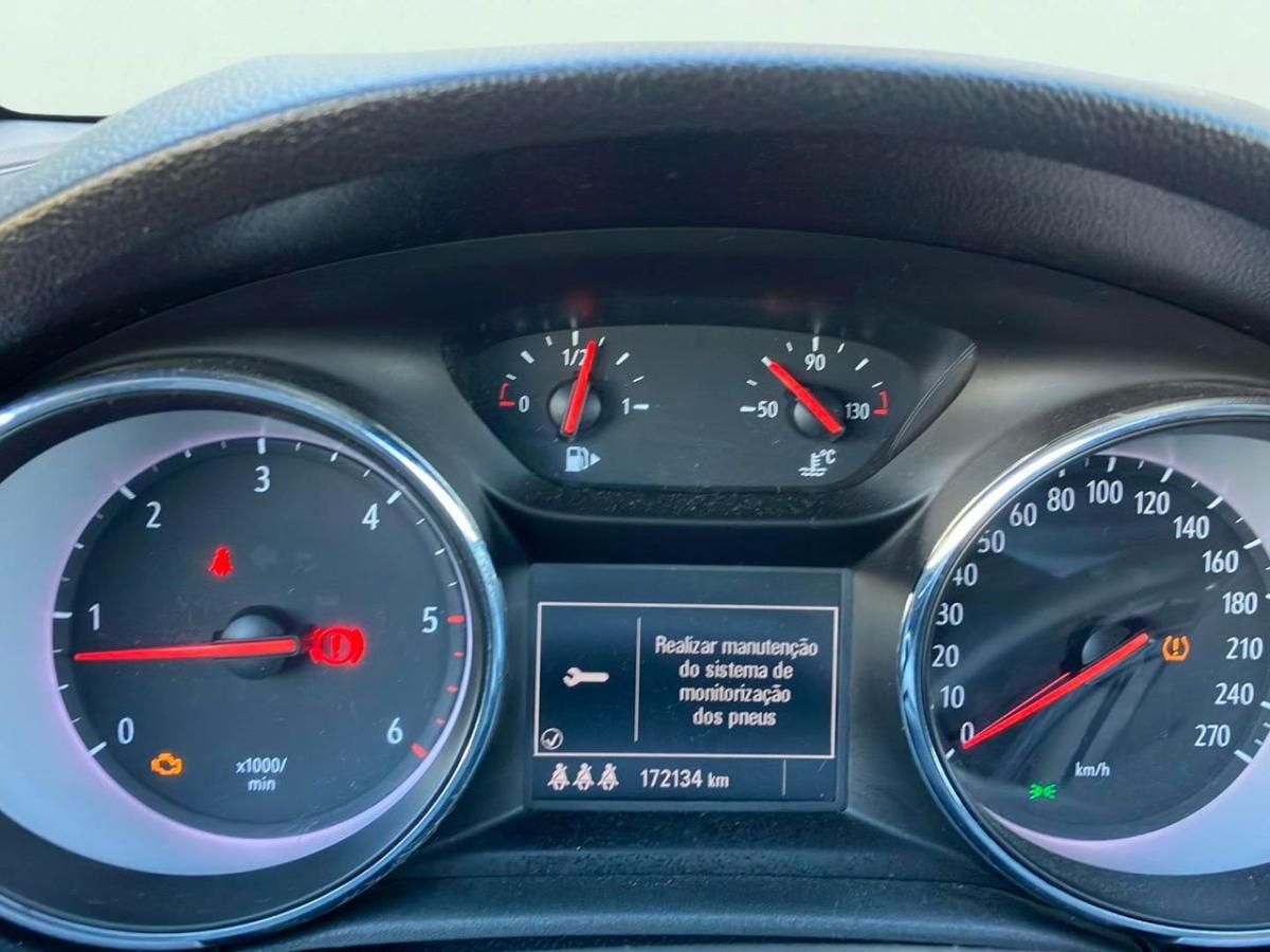opel-astra-2017-diesel-1598cc