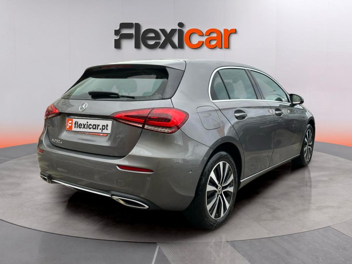 mercedes-benz-classe-a-2020-hibrido-a-gasolina-1332cc
