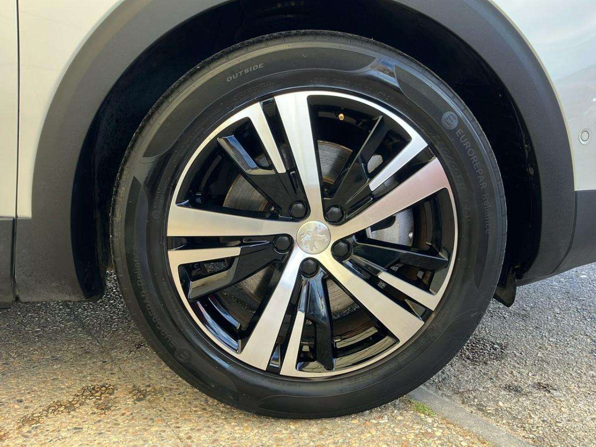 peugeot-3008-2021-hibrido-a-gasolina-1598cc