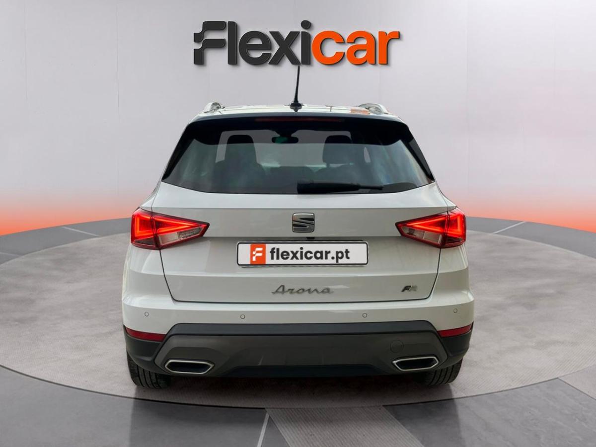 seat-arona-2023-gasolina-999cc