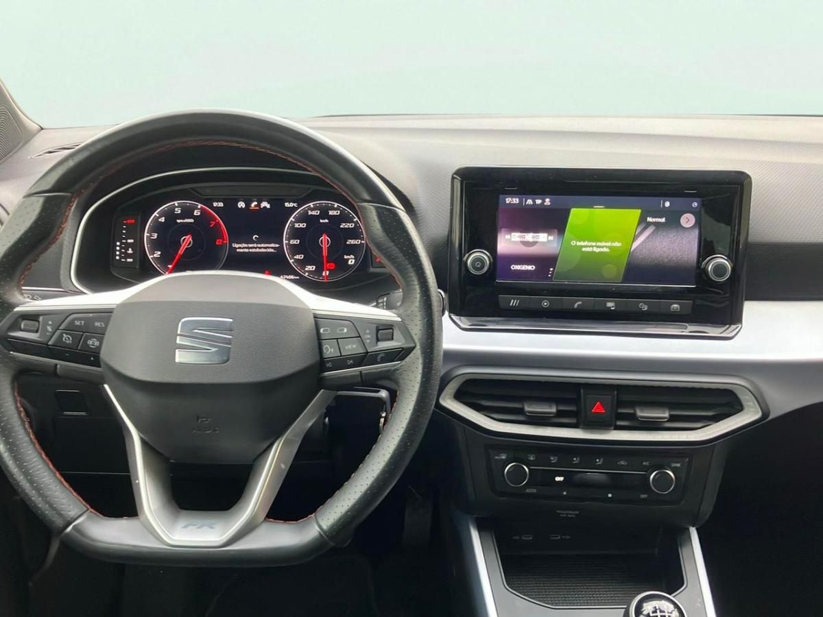 seat-arona-2023-gasolina-999cc