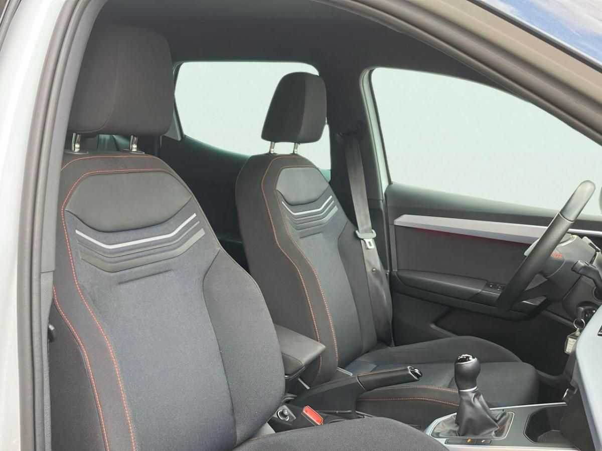 seat-arona-2023-gasolina-999cc