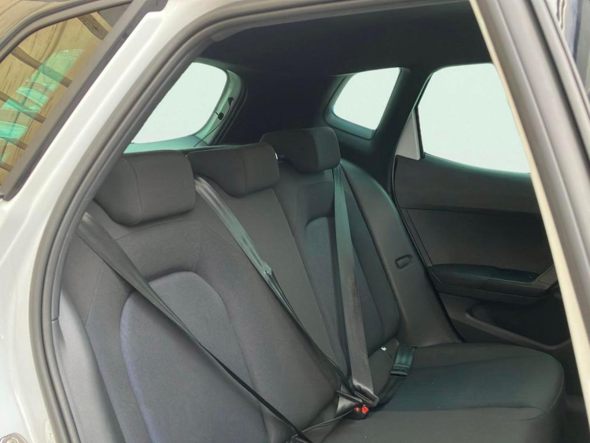 seat-arona-2023-gasolina-999cc