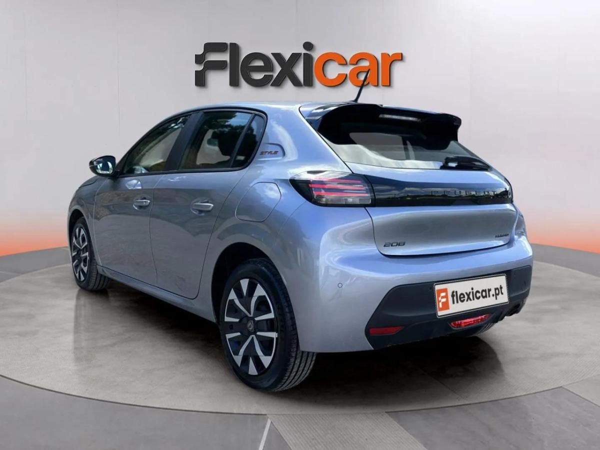 peugeot-208-2025-hibrido-a-gasolina-1199cc