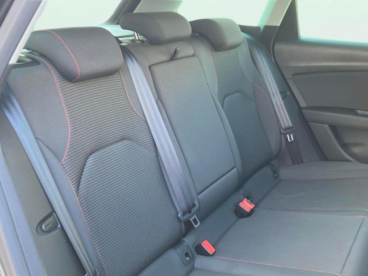 seat-leon-2019-diesel-1598cc