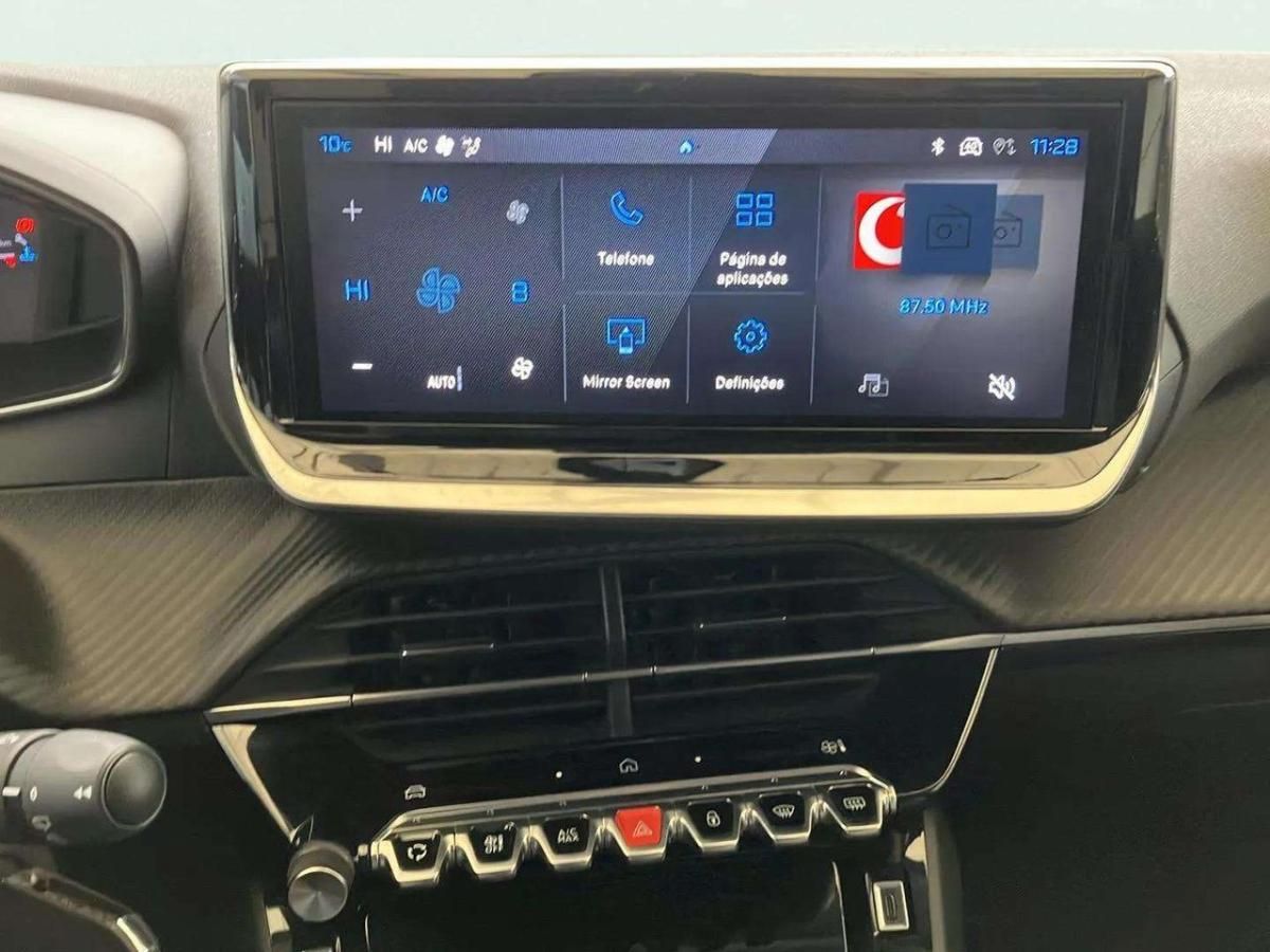 peugeot-208-2024-gasolina-1199cc