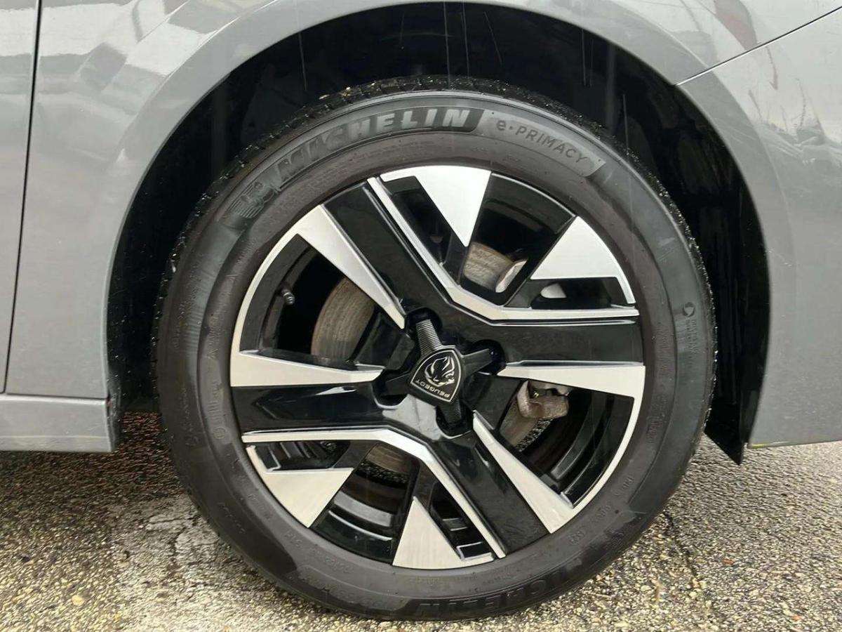 peugeot-208-2024-gasolina-1199cc