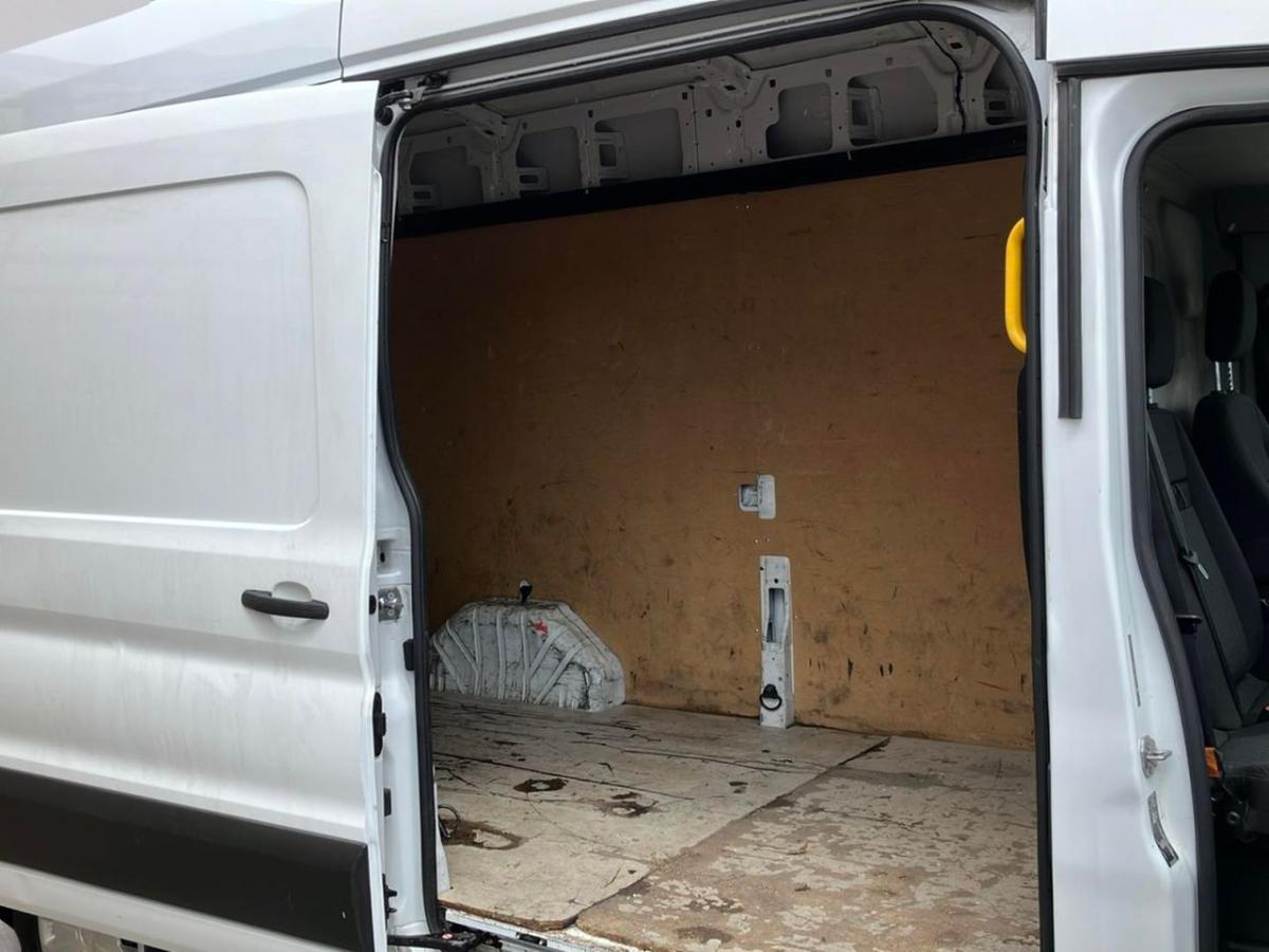 ford-transit-2023-diesel-1995cc