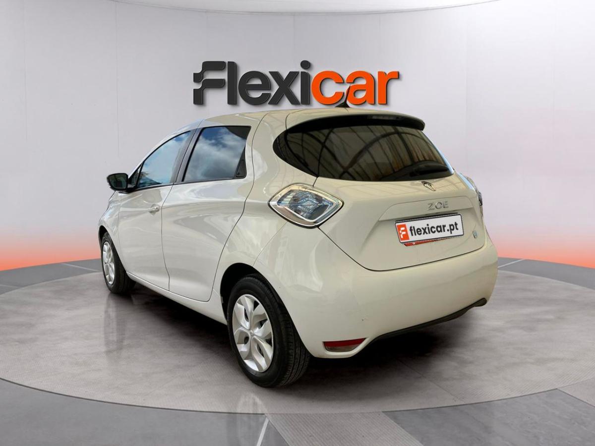 renault-zoe-2014-eletrico-0cc