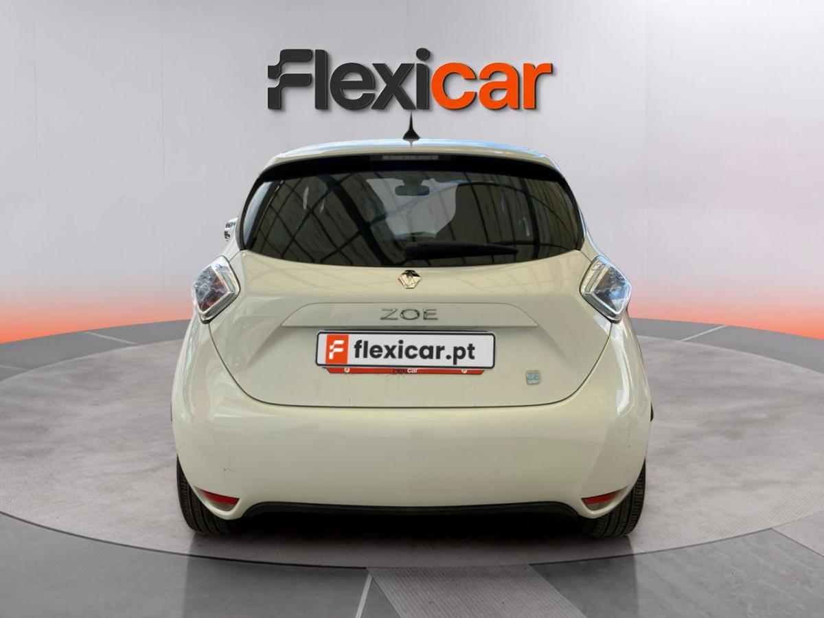 renault-zoe-2014-eletrico-0cc