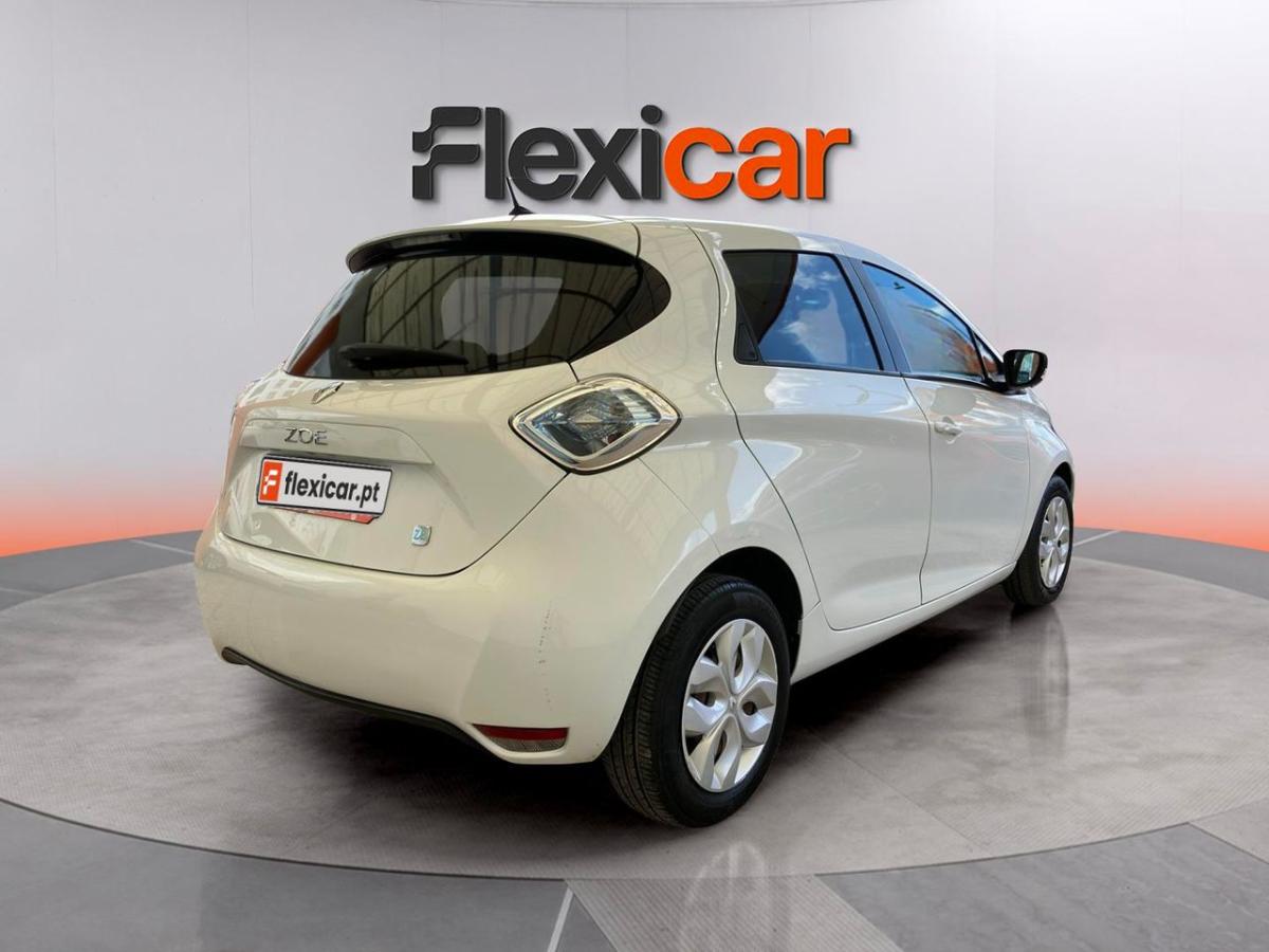 renault-zoe-2014-eletrico-0cc