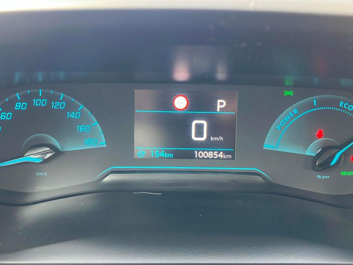 peugeot-2008-2022-eletrico-0cc