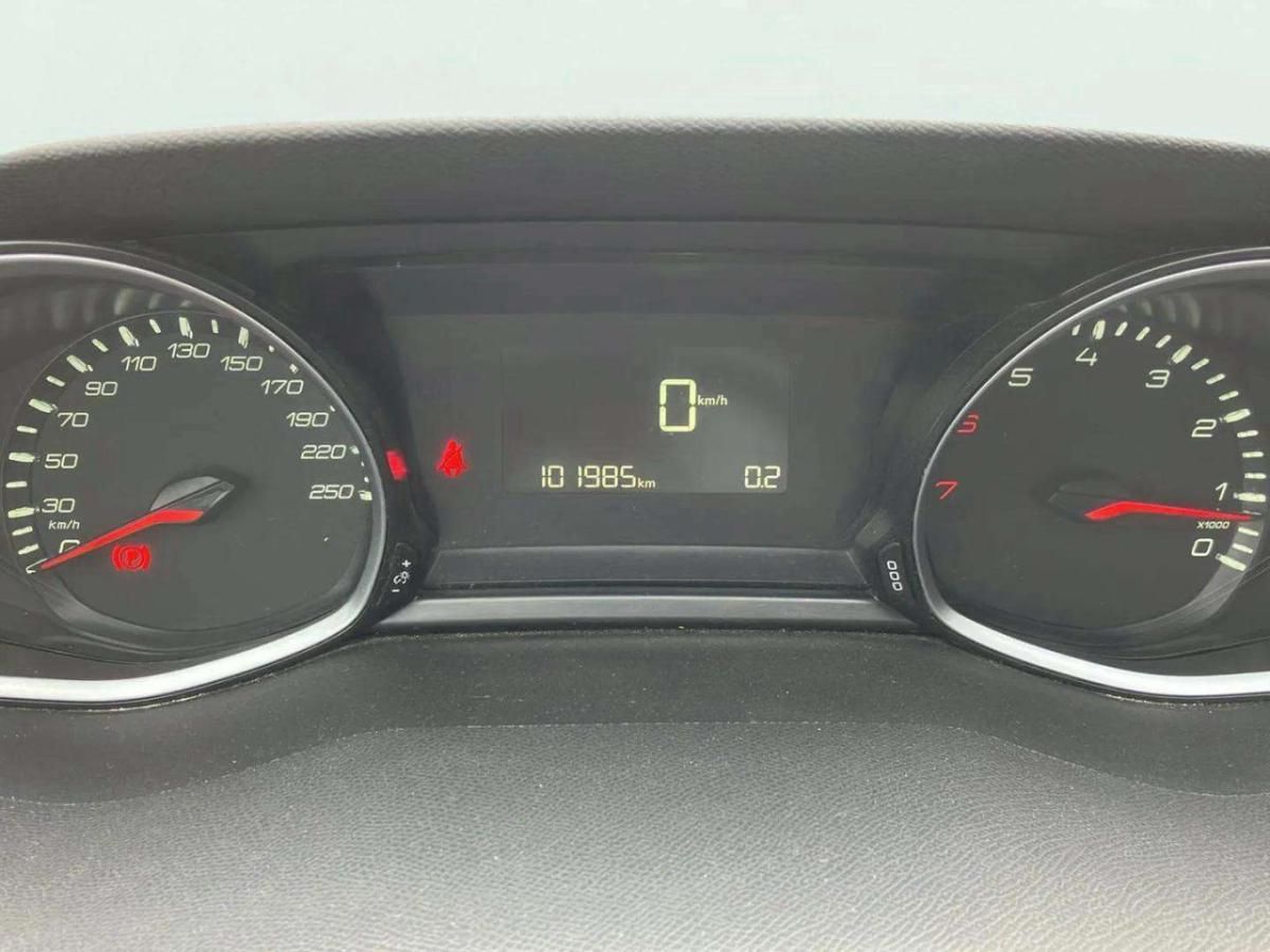peugeot-308-2020-gasolina-1199cc