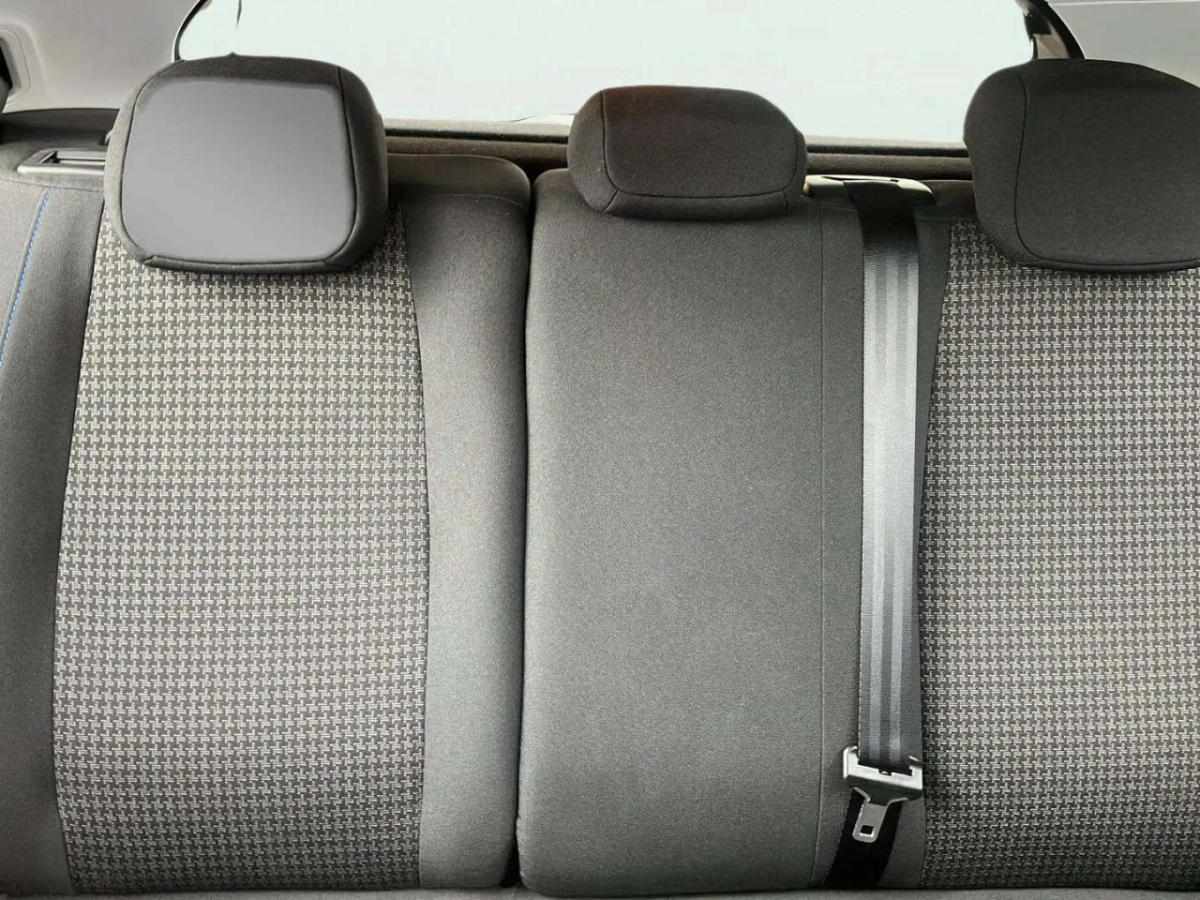 peugeot-308-2020-gasolina-1199cc