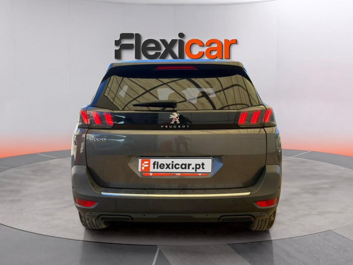 peugeot-5008-2021-diesel-1499cc