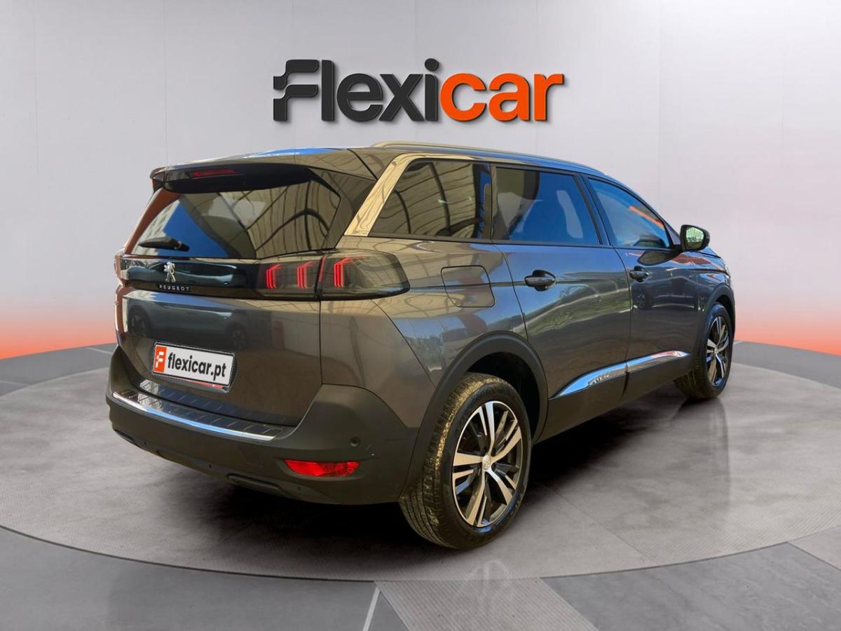 peugeot-5008-2021-diesel-1499cc
